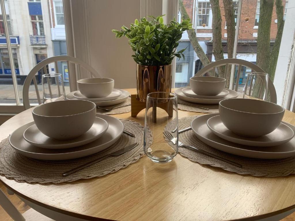 Hu1 Triplex City Centre Gem Sleeps 6 H7 赫尔河畔京士顿 外观 照片